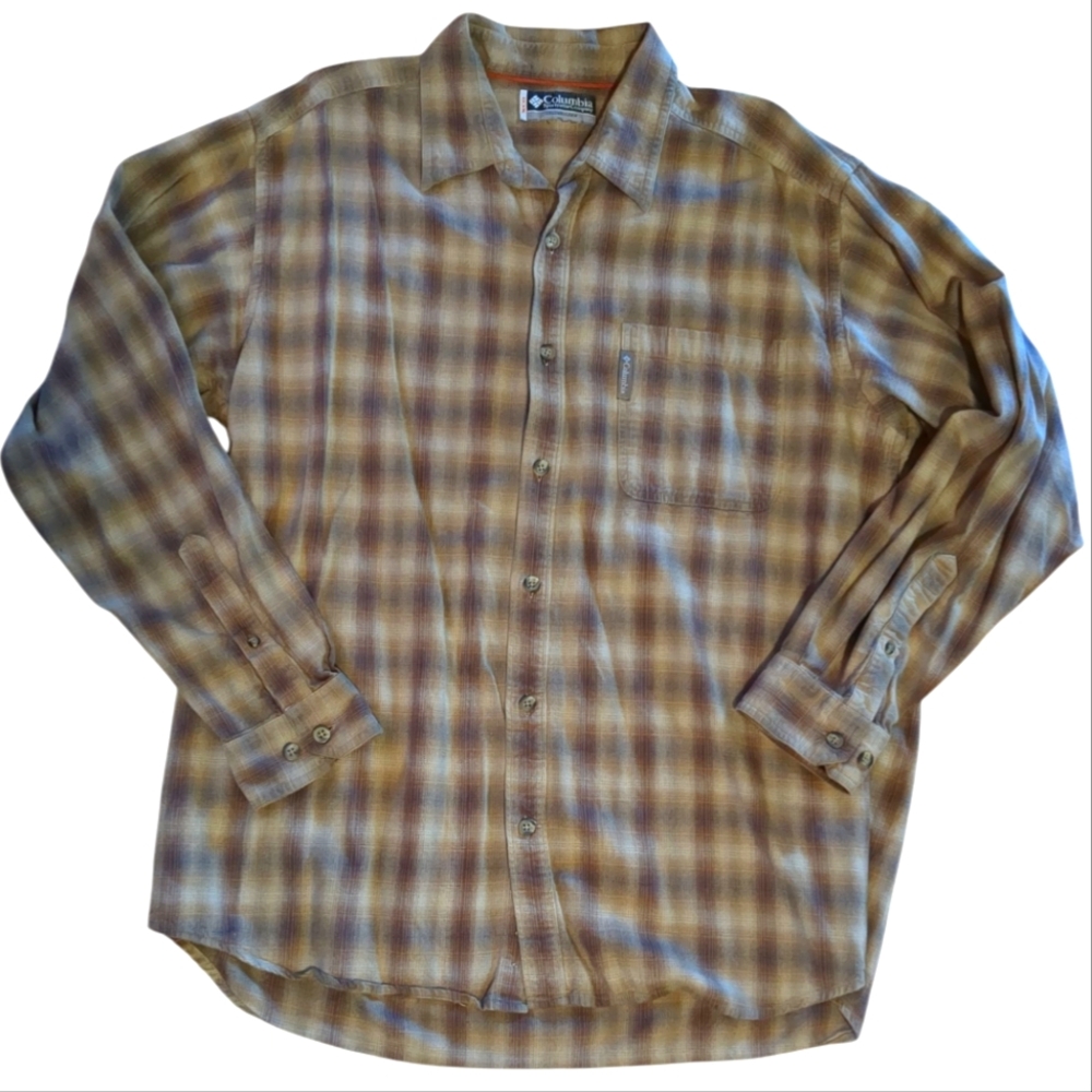 COLUMBUA Tan And Brown Plaid Button Down Shirt